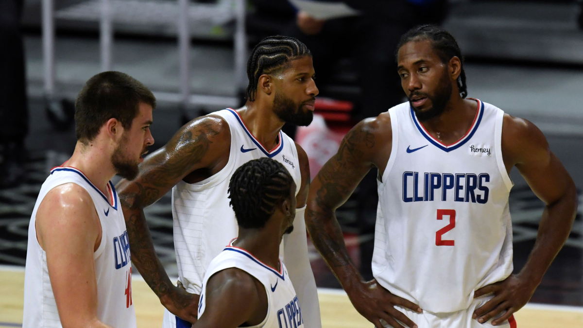 Will Ailing Kawhi Leonard Play In Clippers First Half Finale Los Angeles Times