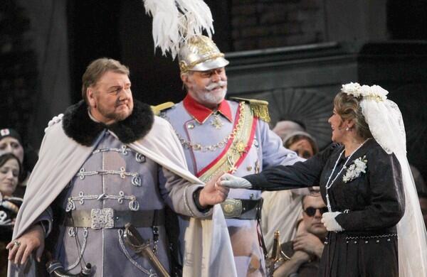 LA Opera presents 'Lohengrin' by Richard Wagner