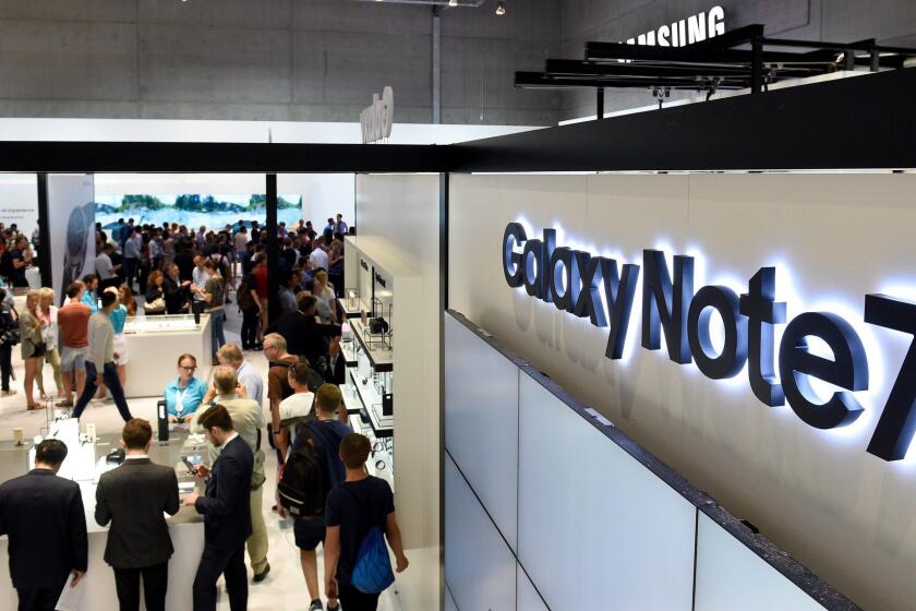 Samsung told consumers to immediately stop using the new Galaxy Note 7 on Saturday.