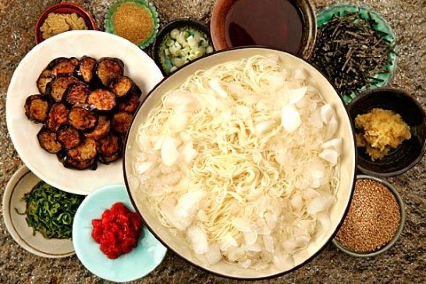 Recipe: Iced somen noodles and fried eggplant