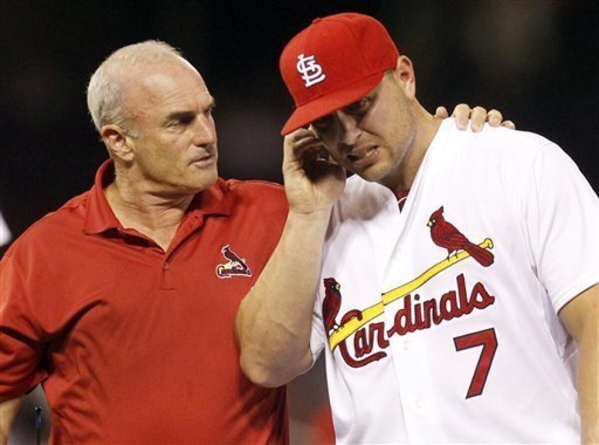 Photo: St. Louis Cardinals Matt Holliday leaves game after being