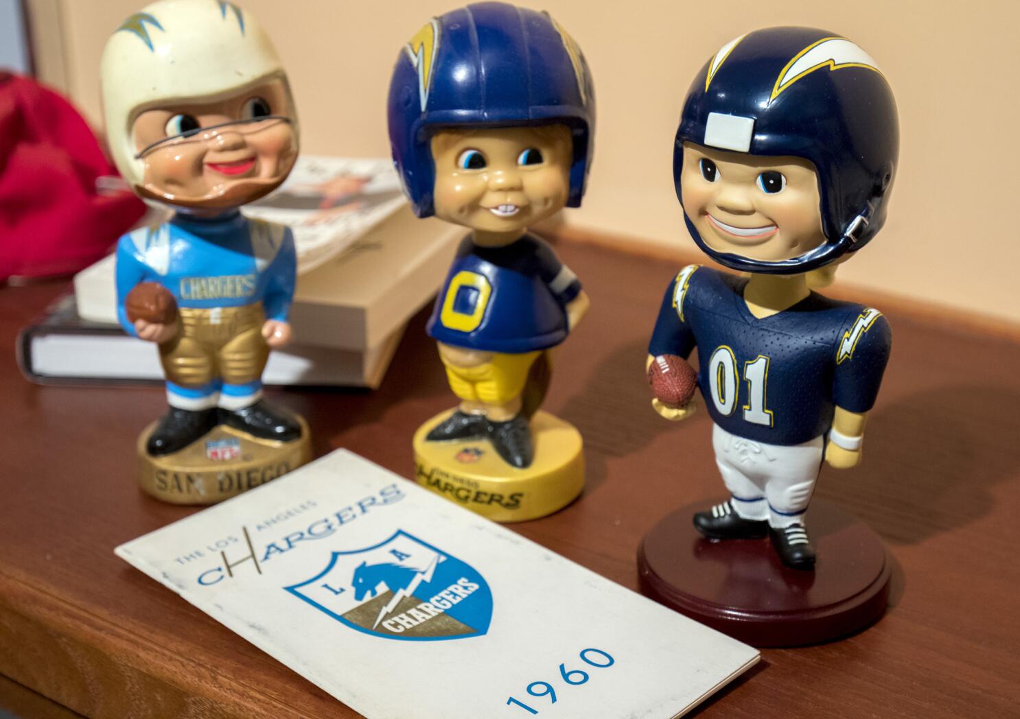 Los Angeles Chargers Season Ticket Holders to Receive Philip Rivers Jersey  - Bolts From The Blue