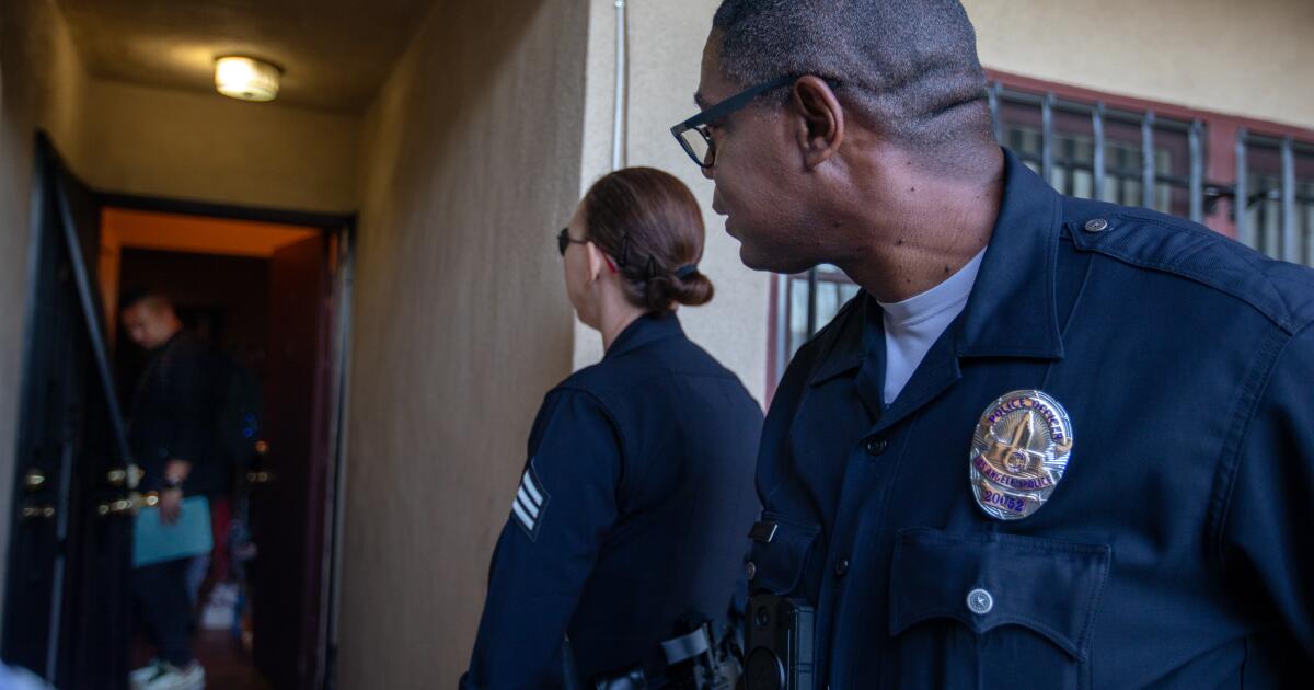 L.A. exams program to ship unarmed civilians as an alternative of LAPD to crises