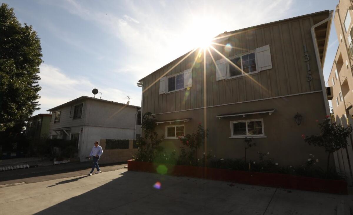 Dueños de viviendas afectados por COVID-19 ya pueden solicitar hasta $20.000 en subvenciones
