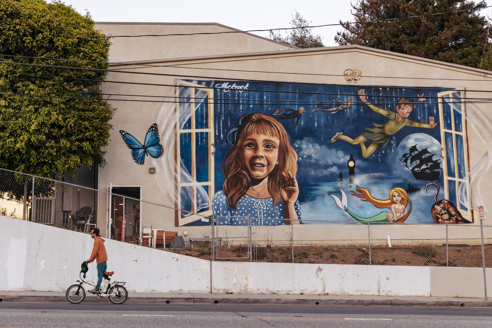 A mural dedicated to Molly Steinsapir  on the exterior of the Pierson Playhouse
