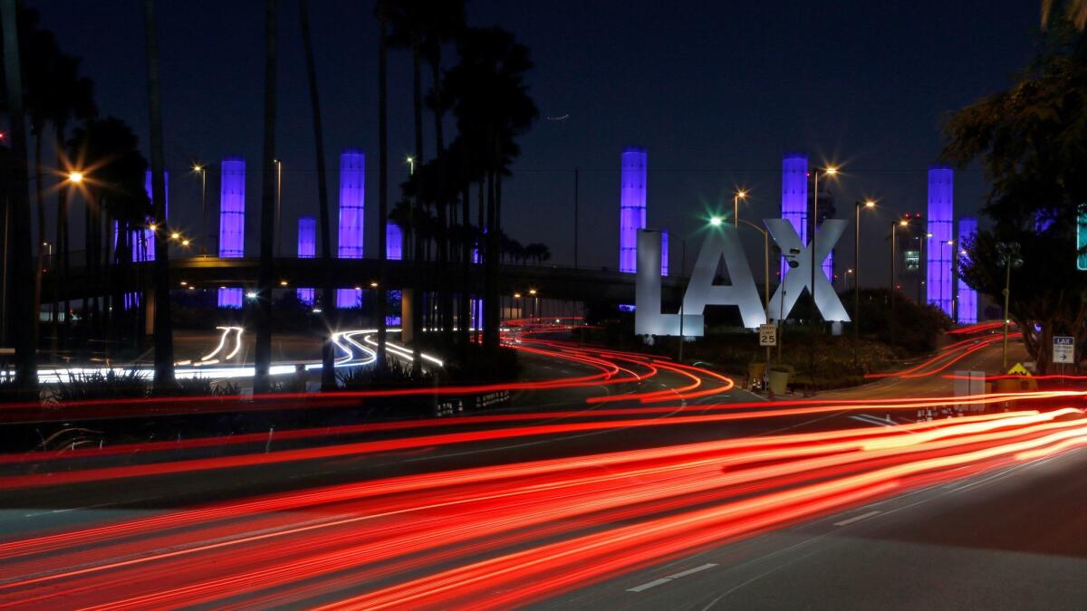 Los Angeles International Airport recorded a customer satisfaction rate of 702 in a new study.
