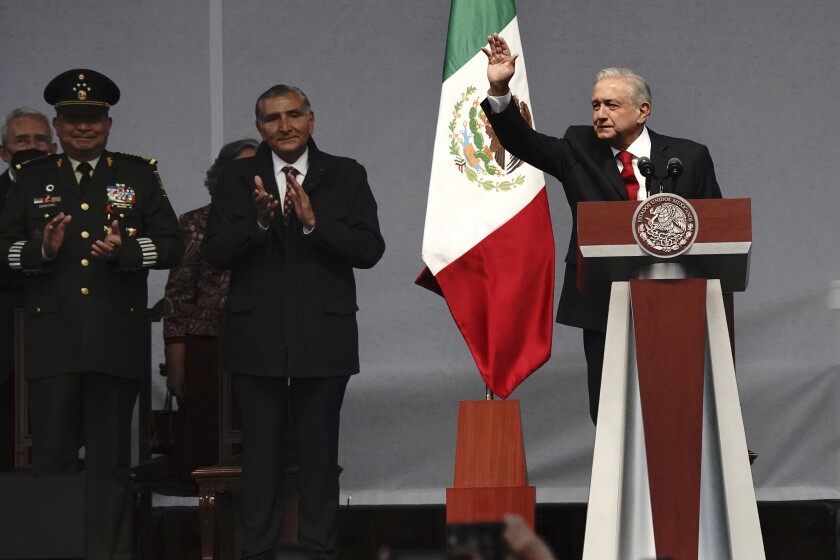 El presidente mexicano Andrés Manuel López Obrador, en el Zócalo de Ciudad de México.