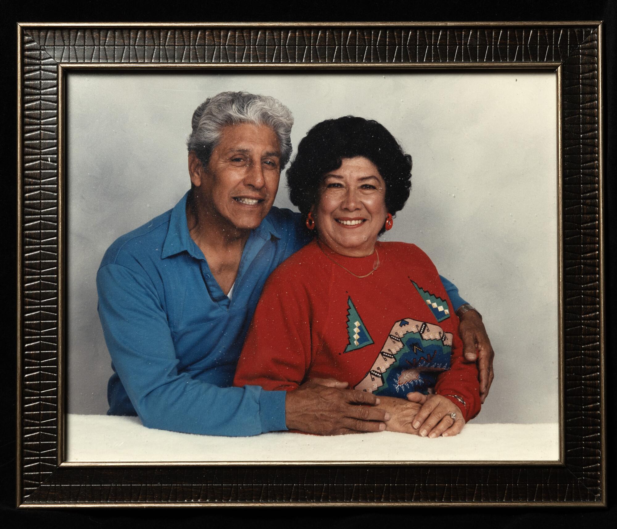 Pearl Harbor survivor Bob Fernandez with his wife, Mary. She died 10 years ago.