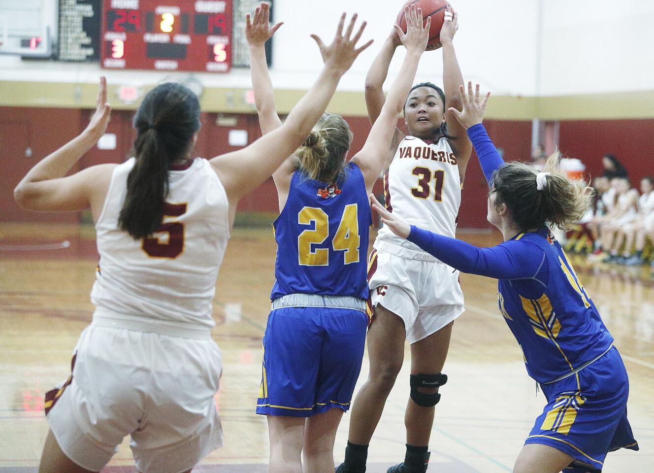 Photo Gallery: Glendale College vs. Allan Hancock College in women's basketball holiday tournament