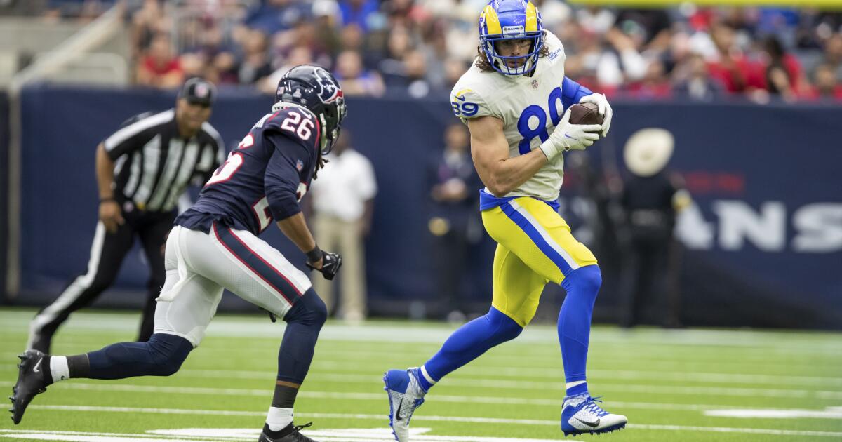 Rams emerge from COVID outbreak with every starter available - Los ...