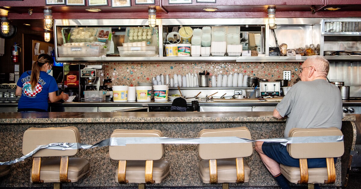 In Bakersfield A Hungry And Weary Soul Searches For A Bite To Eat Los Angeles Times