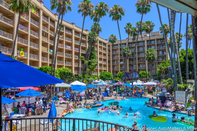 01827-20190810 Tiki Oasis Car Show + poolside including vendors-Crowne Plaza Hotel-Mission Valley-San Diego-28-300mm-Z6