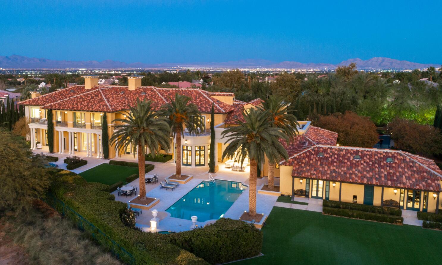 Hot Property: Steve Wynn lists massive Las Vegas mansion for $25 million -  Los Angeles Times