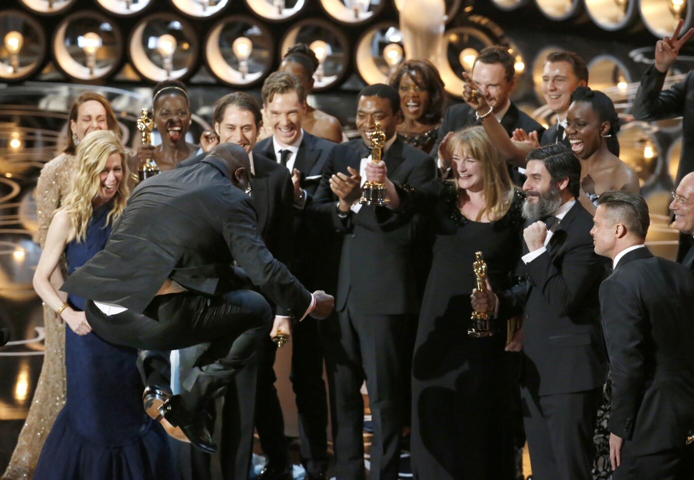 Backstage at the 2014 Academy Awards