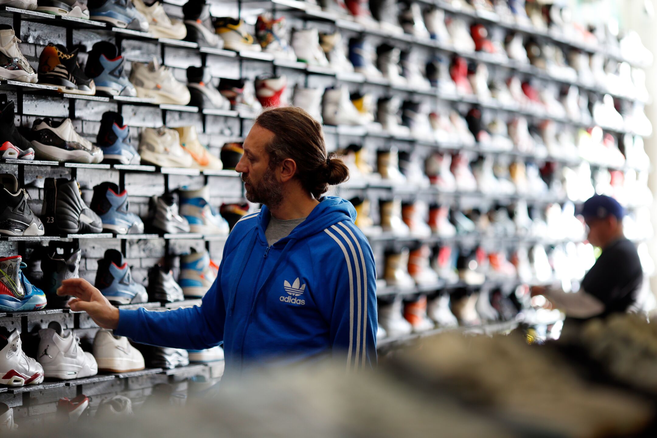 A no-savings generation is cashing in sneaker collections - Los Angeles ...