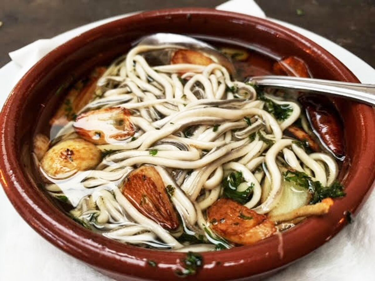 Gulas al Ajillo (Baby eels sautéed in olive oil and garlic).