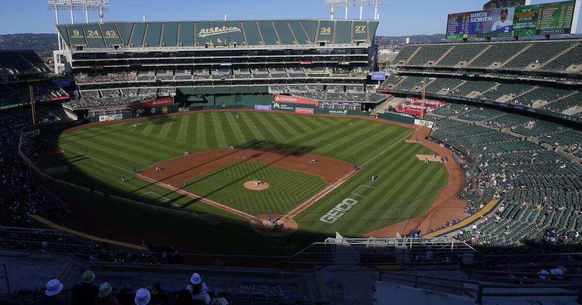 Oakland A's plan to buy land for new stadium in Las Vegas, move there in 2027