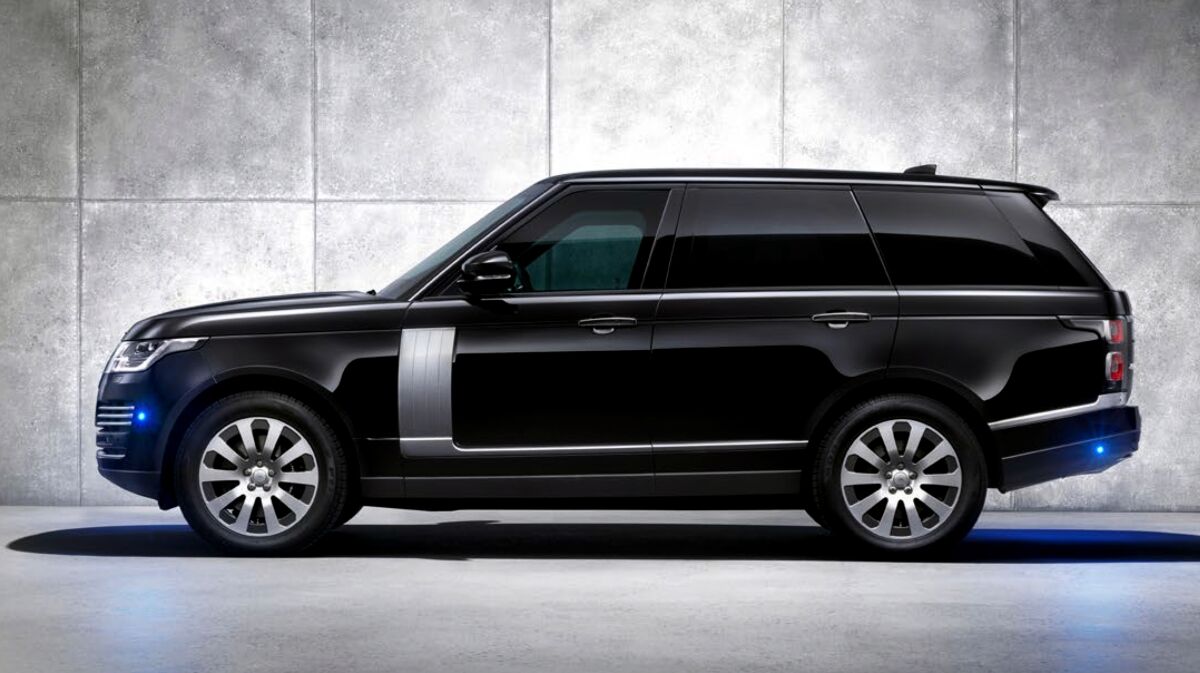 Driver's side view of the 2020 Range Rover Sentinel