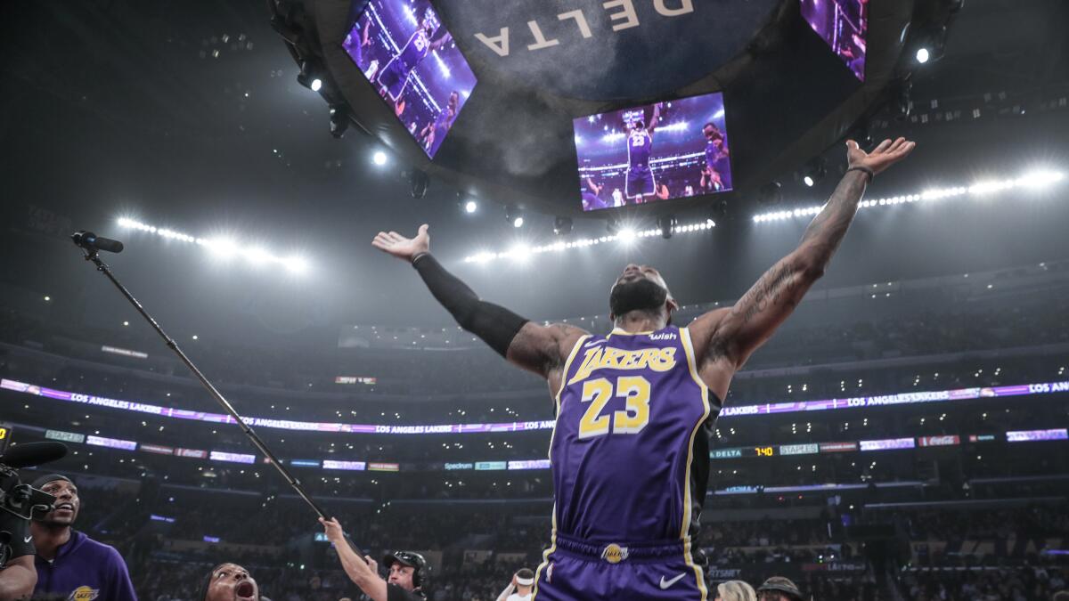 Los Angeles Lakers: 12 Reasons Why Kobe Bryant and Co. Won't Reach 72 Wins, News, Scores, Highlights, Stats, and Rumors