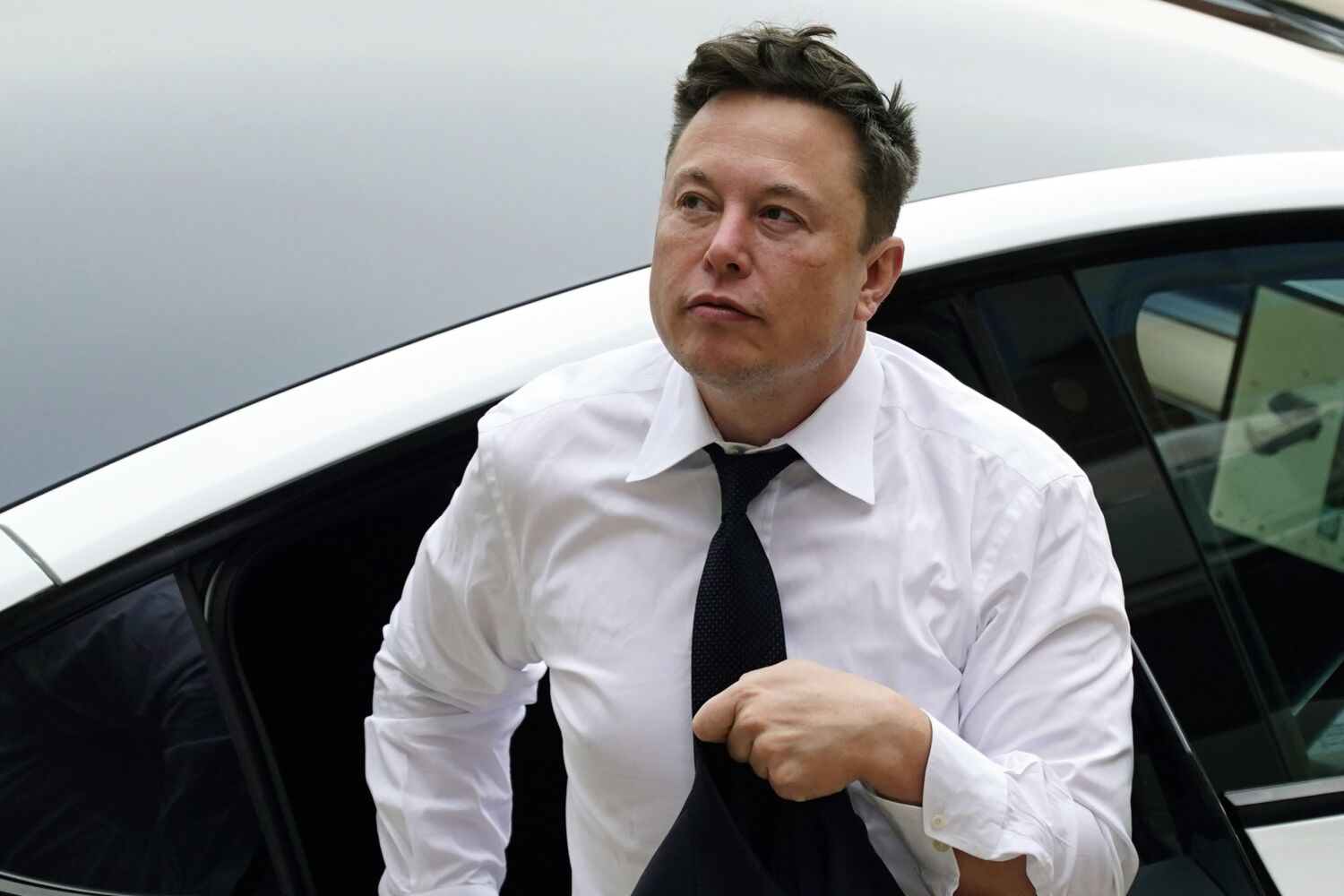 Tidak ada laporan polisi yang diajukan dalam klaim ‘penguntit’ Elon Musk, kata LAPD