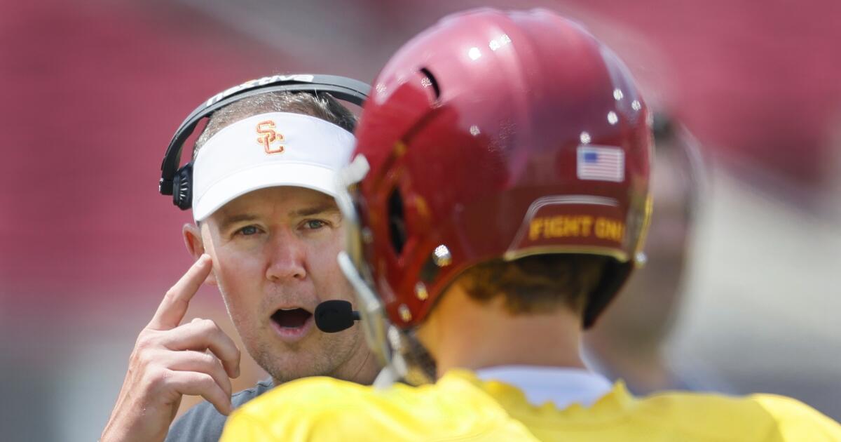 USC futbolu ilk Big Ten sezon öncesi kampını açarken iyimser