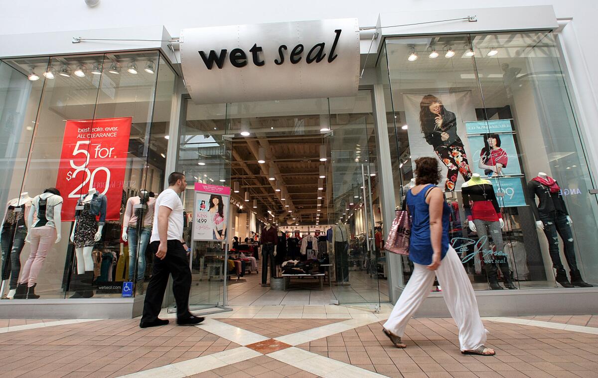 Private equity firm Versa Capital Management buys Foothill Ranch-based teen retailer Wet Seal.