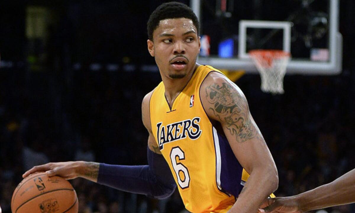 Kent Bazemore has given the Lakers a much-needed scoring boost since joining the team last week.