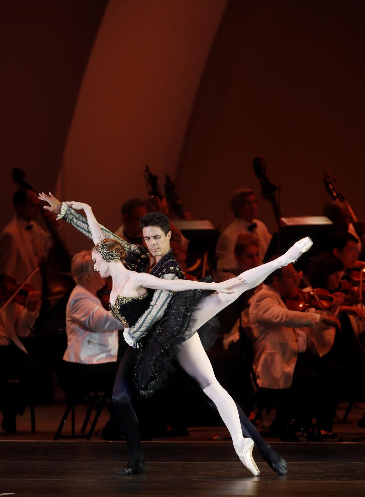 ABT dancers Gillian Murphy and Alexandre Hammoudi perform at the Hollywood Bowl. (Francine Orr / Los Angeles Times)