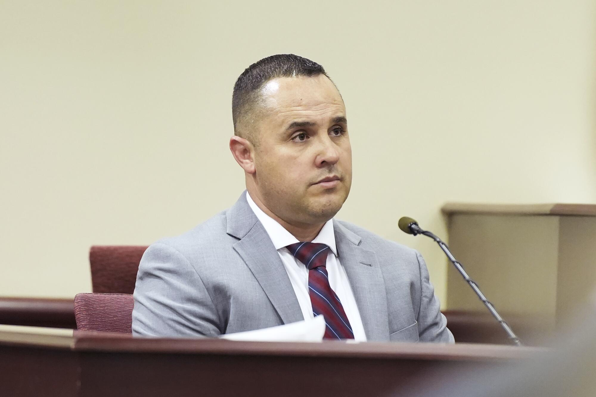 Santa Fe Sheriff's Office Lt. Brian Brandle testifies during the trial 