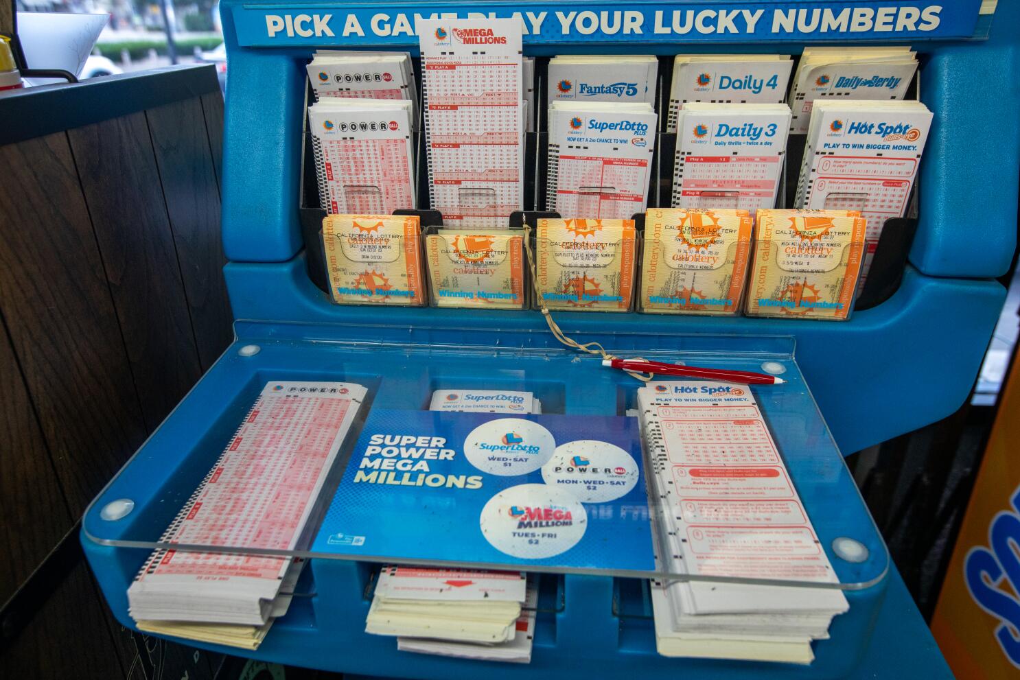 $1.73 billion Powerball jackpot goes to lucky lottery player in California  : NPR