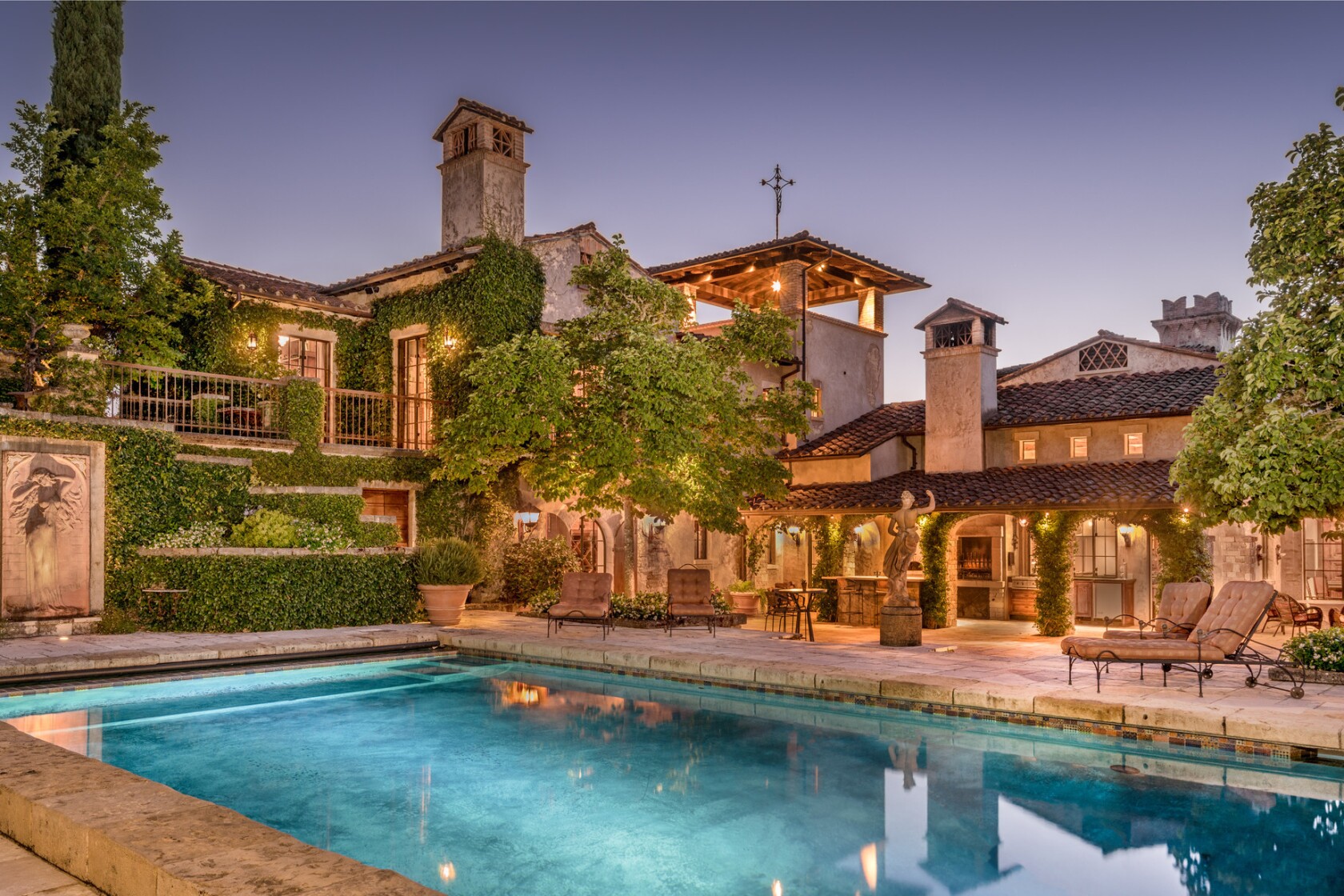 Joe Montana’s 500-acre ranch relists for $20 million less in Calistoga ...