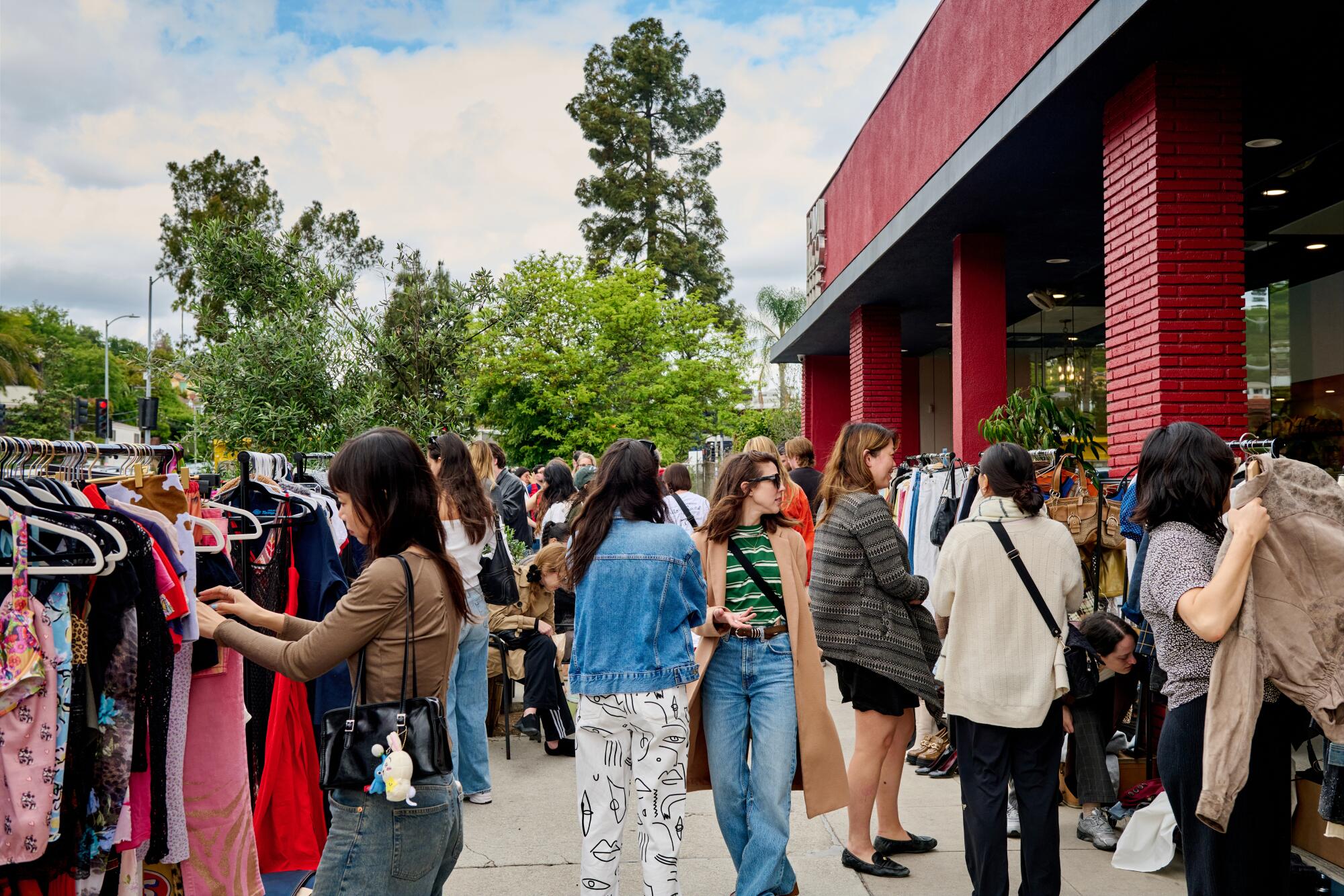 The crowd at the Outfit Repeater L.A. pop-up closet sale outside Lamill Coffee in Silver Lake.