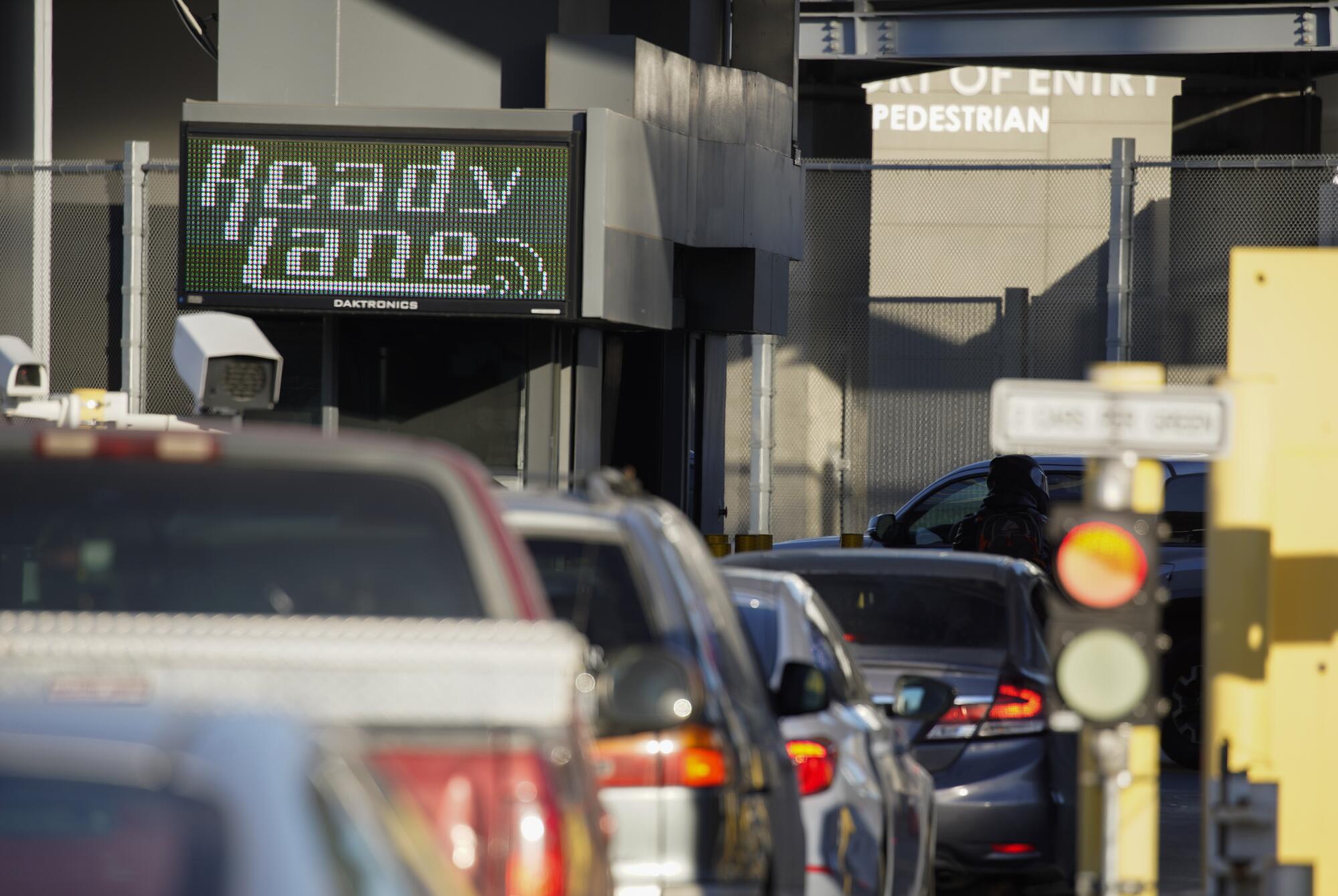 Morning traffic at the San Ysidro Port of Entry 