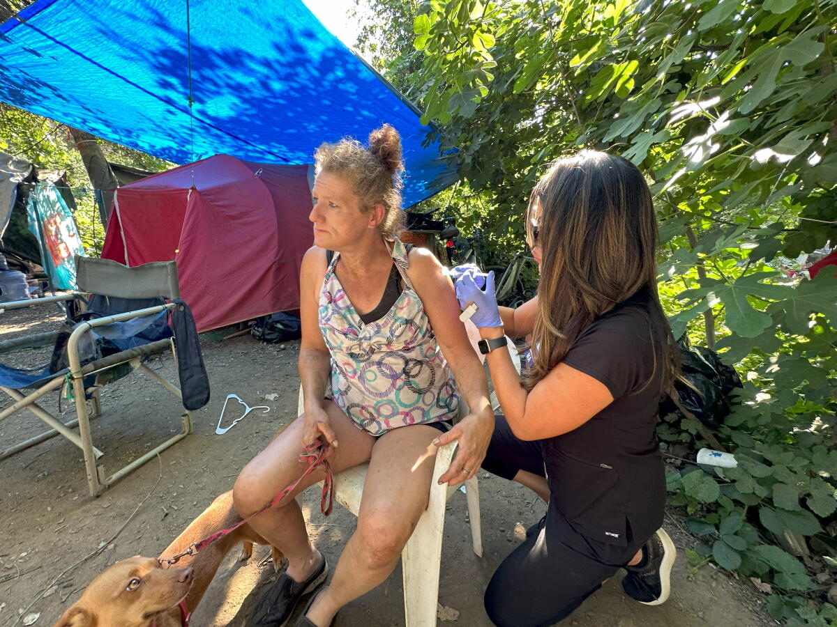 Addicict Pregnant and addicted: Homeless women see hope in street medicine - Los ...