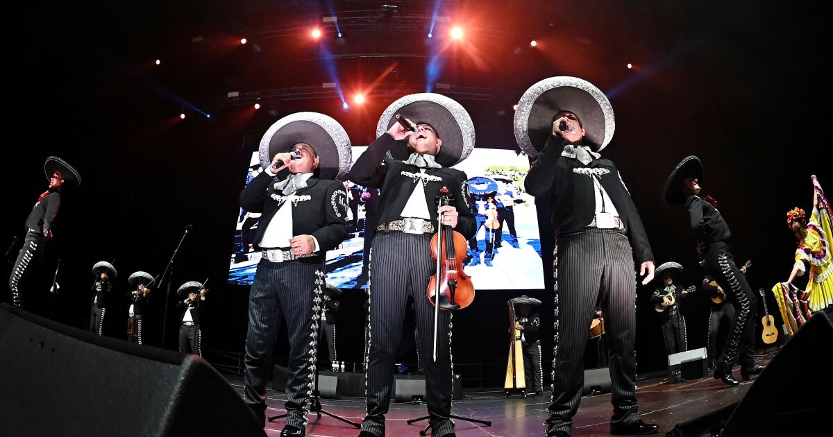 Mariachi Vargas announces a “Mexicano Desde La Raíz” tour in the United States and Canada