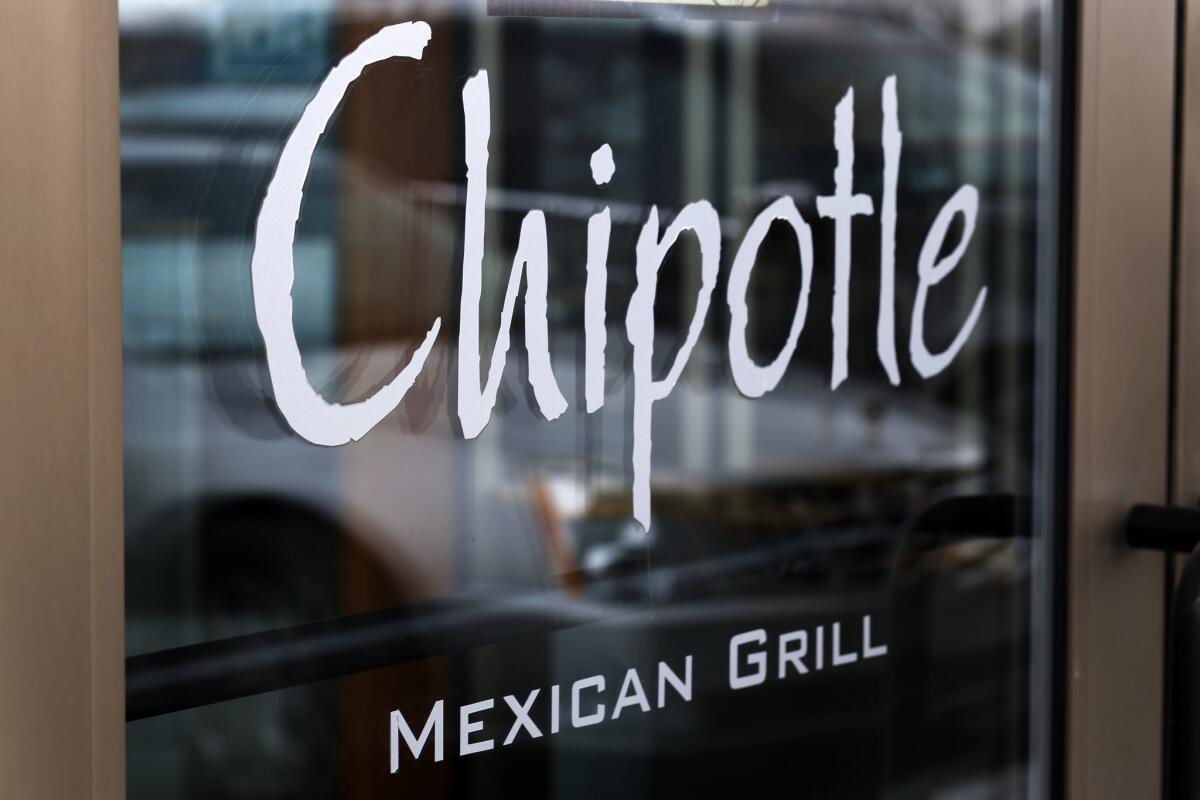 Chipotle makes an effort to be the first restaurant chain to get rid of GMOs in its food.