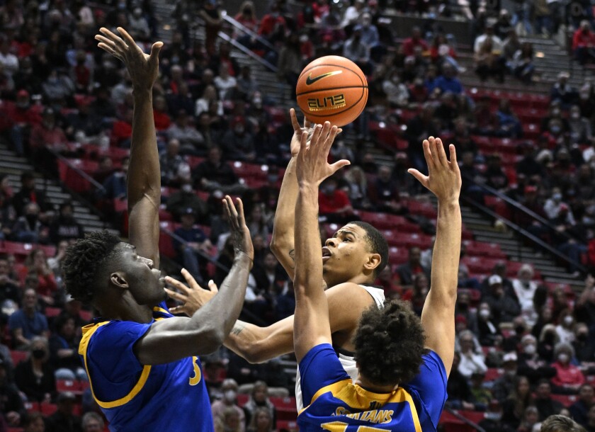 Aztecs do what's expected (and necessary), rout San Jose ...