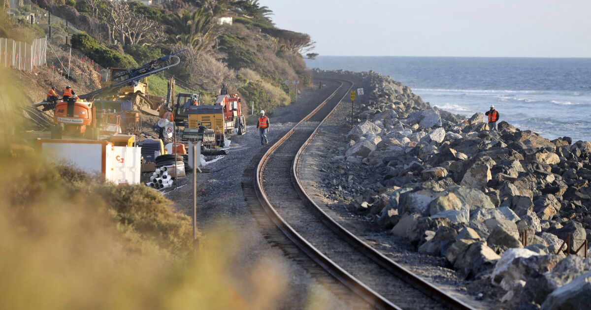 Freight traffic temporarily suspended at San Clemente railroad repair site as hillside continues to move