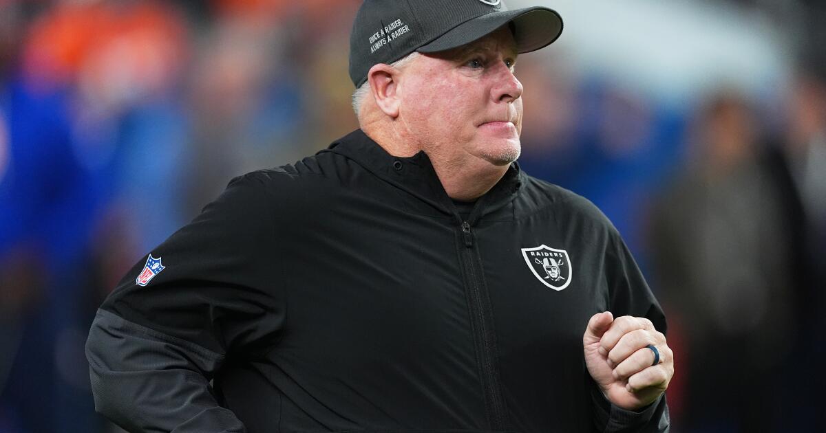 Can Chip Kelly repair reputation at Northwestern after Raiders fiasco? Can Chip Kelly repair reputation at Northwestern after Raiders fiasco?