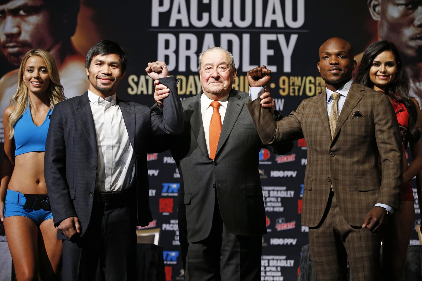 APphoto_Pacquiao Bradley Boxing