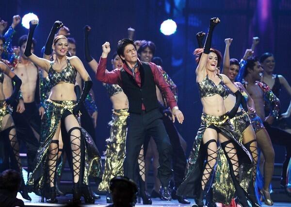 Shah Rukh Khan performs