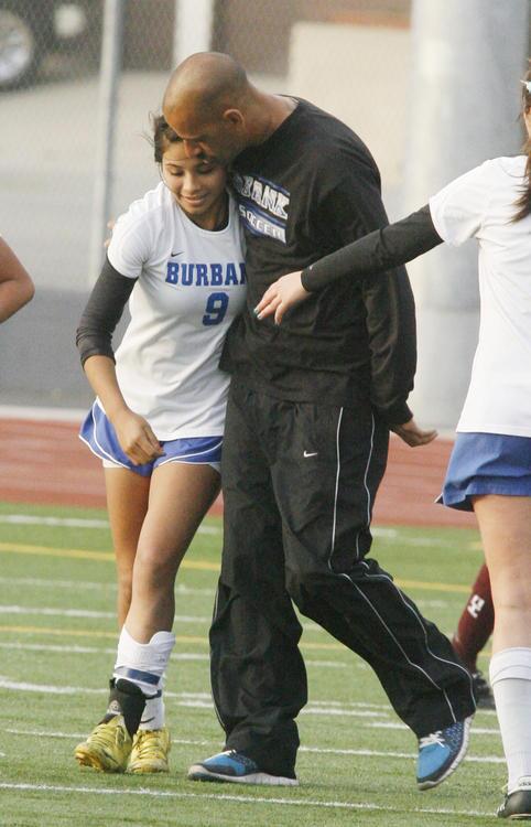 Burbank girls soccer beats Simi Valley in first round of CIF playoff