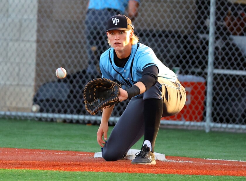 Look at the focus of Villa Park's Zach Brown catching throw.