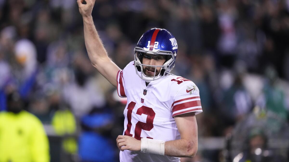 Commanders and Giants meet again, fighting for playoff spot - The San Diego  Union-Tribune