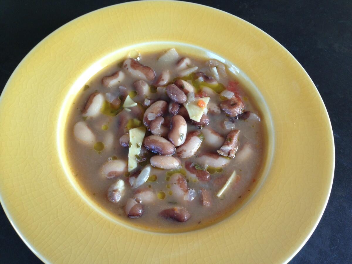 Lunch on a cloudy day: pasta fagioli