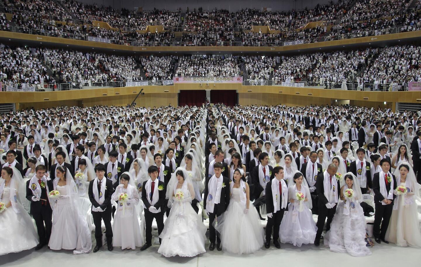 South Korean mass wedding