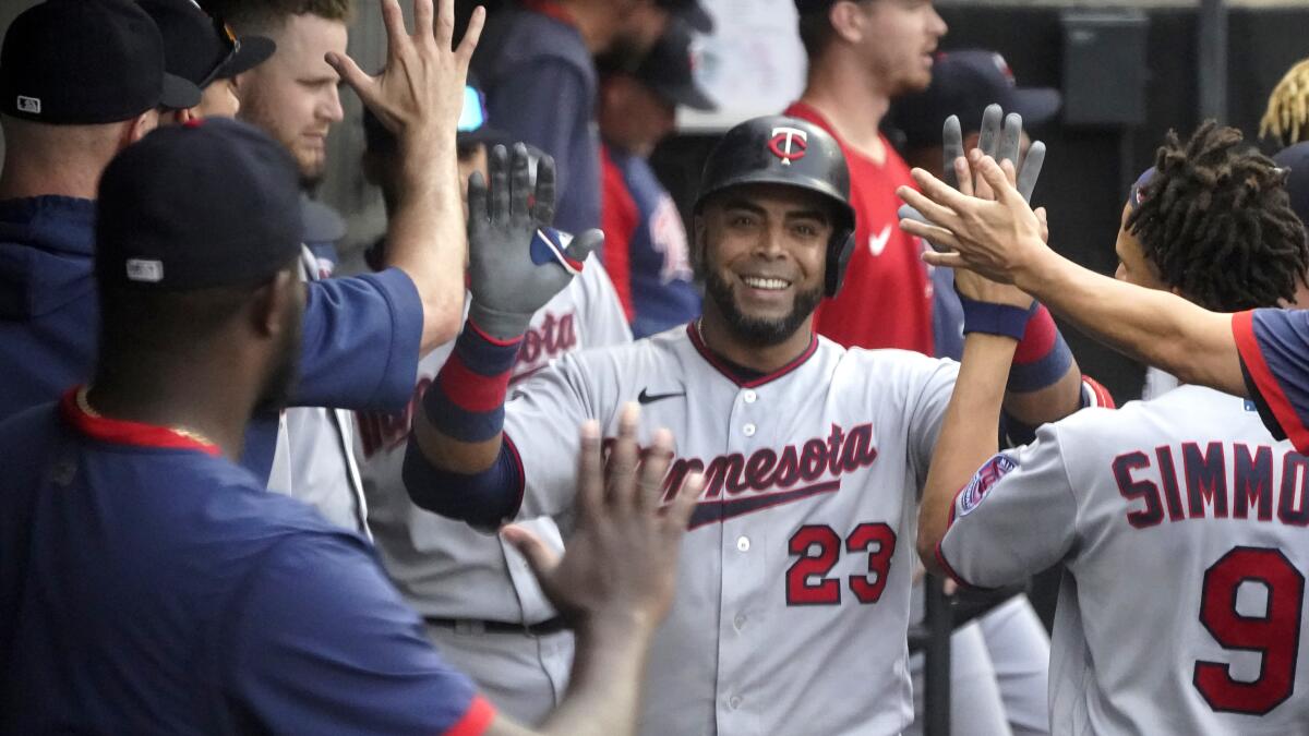 Gavin Sheets' walk-off homer gives White Sox doubleheader split