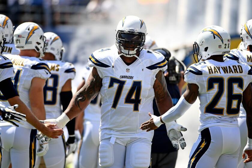 SAN DIEGO, CA - SEPTEMBER 18: Orlando Franklin #74 of the San Diego Chargers enters the game against the Jacksonville Jaguars during the first half of a game at Qualcomm Stadium on September 18, 2016 in San Diego, California. (Photo by Donald Miralle/Getty Images) ** OUTS - ELSENT, FPG, CM - OUTS * NM, PH, VA if sourced by CT, LA or MoD **