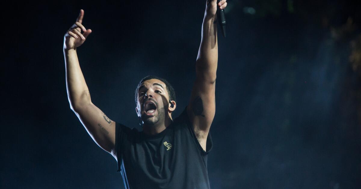 Drake Leads Bet Hip Hop Awards Nominations Los Angeles Times 