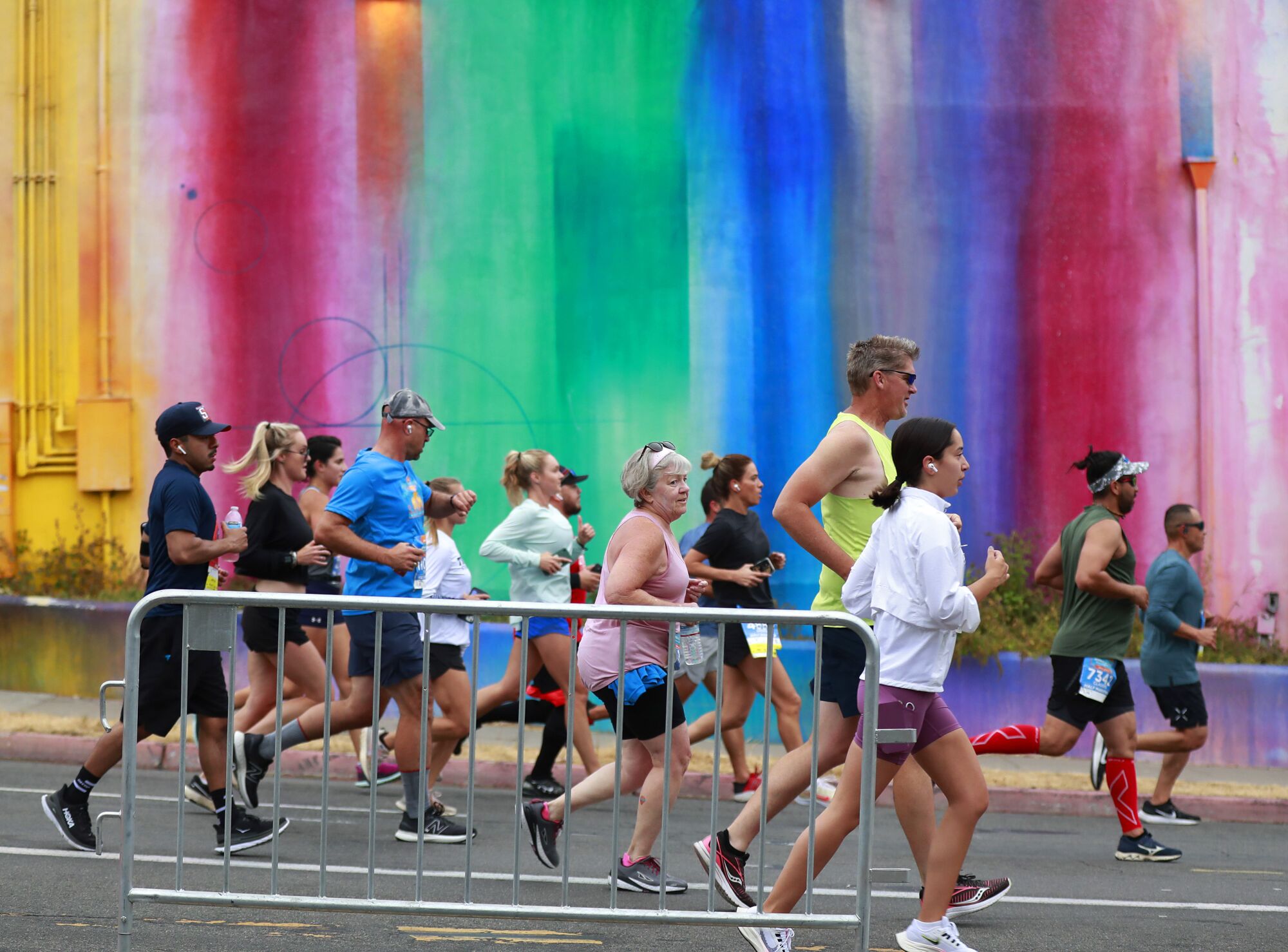 Runners set the tone as big crowds return for the San Diego Rock 'n